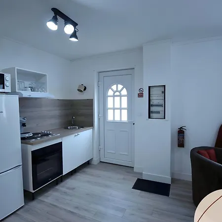 De Serge شقة